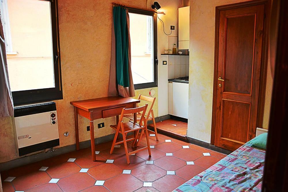 Alessandro's Small Firenze